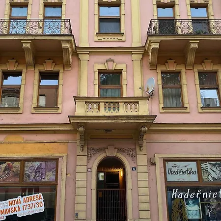 Lilly Apartments Karlovy Vary Exterior photo